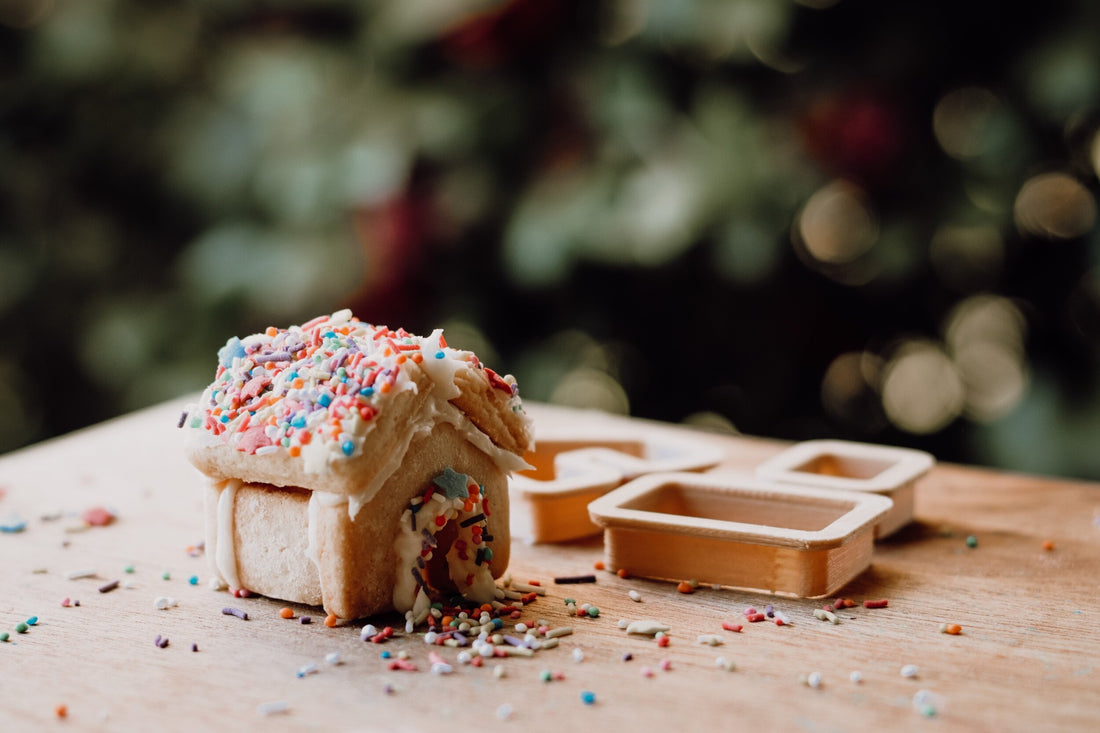 Mini Gingerbread House Eco Cutter